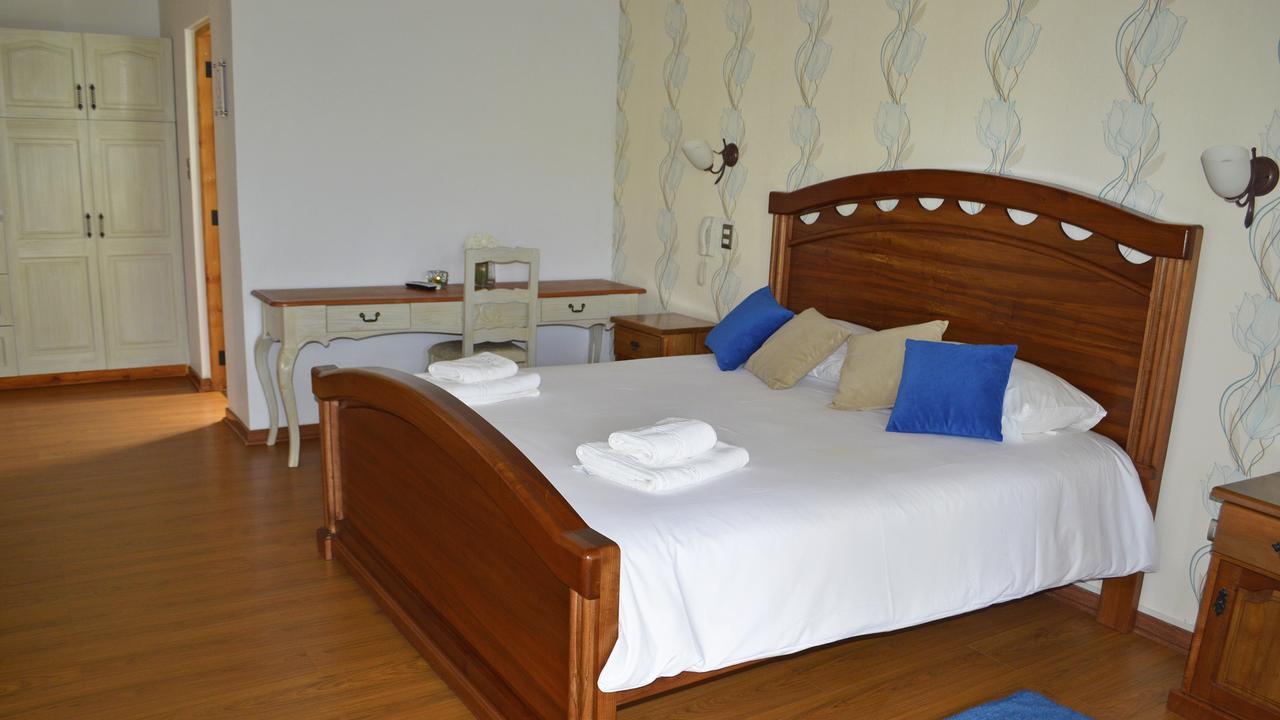 La Perla Hotel ซานตาครูซ ภายนอก รูปภาพ
