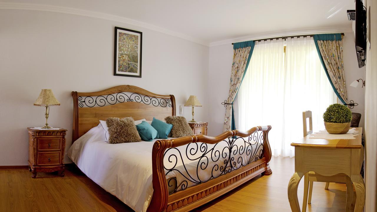 La Perla Hotel ซานตาครูซ ภายนอก รูปภาพ