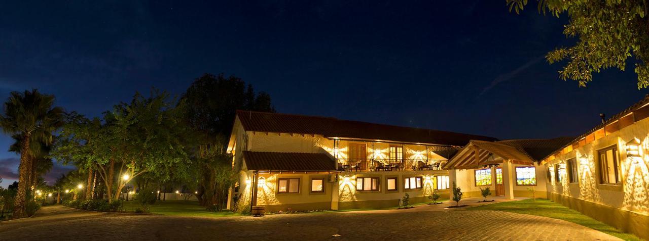 La Perla Hotel ซานตาครูซ ภายนอก รูปภาพ